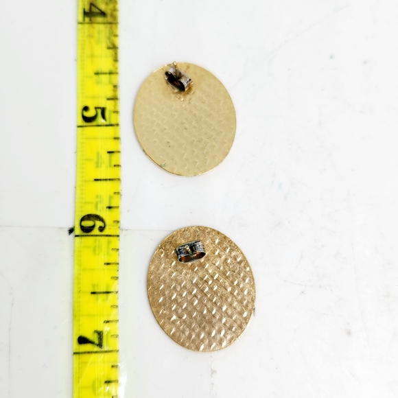 Vintage Cloisonne Cat Cuddle Kitty Tail Earrings Oval Post Stud Jewelry Gold Ton - Picture 4 of 4